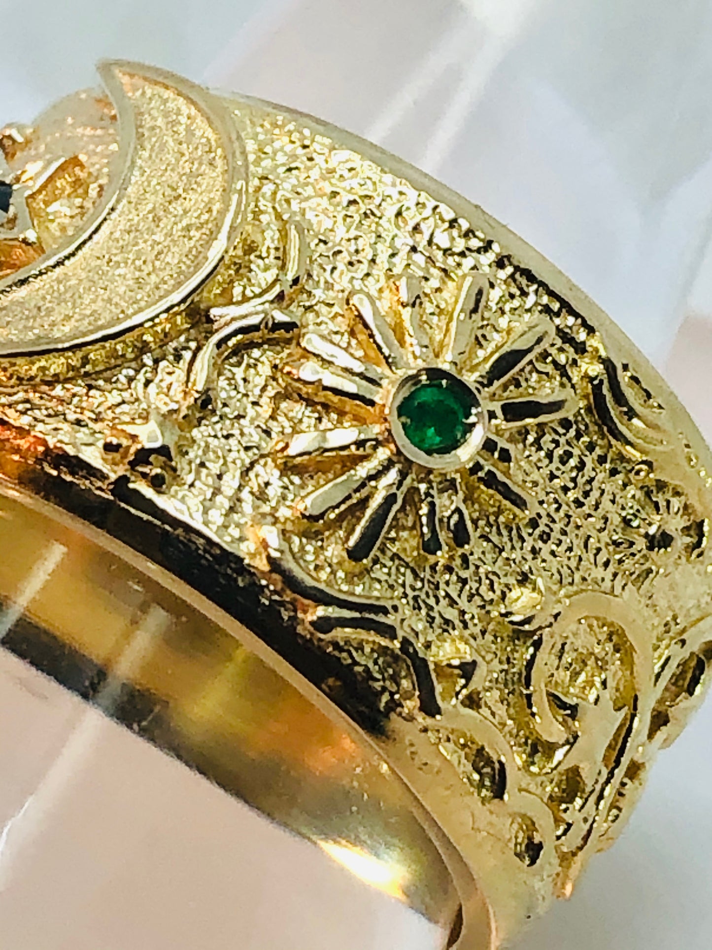 Black star CrownZ ring